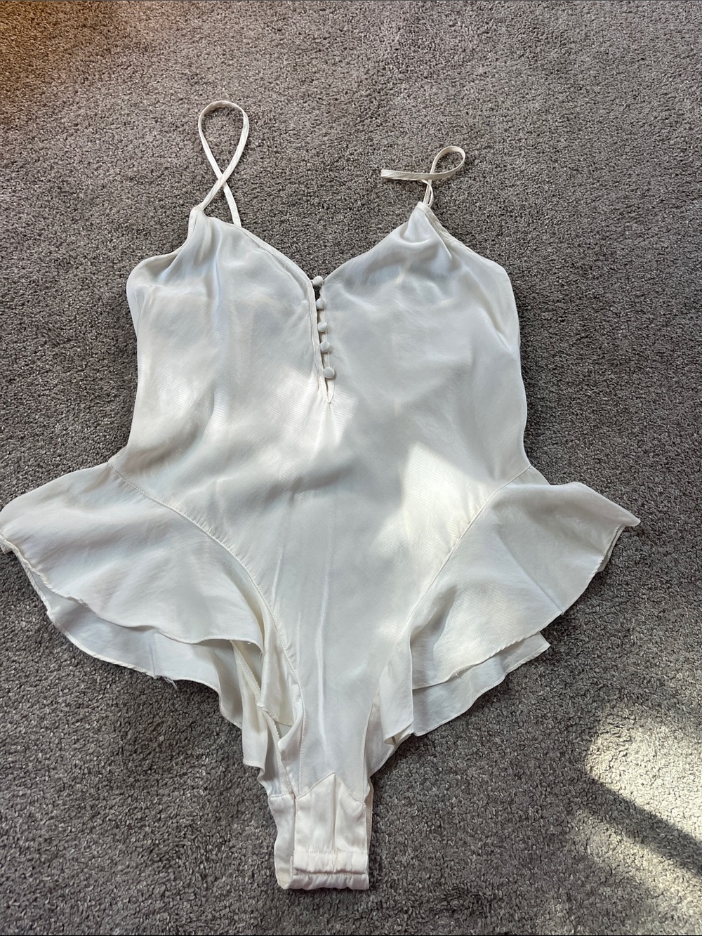 Valerie Stevens 100% Ivory Silk Ruffled Seat Covered Button Teddy szS Adjustable